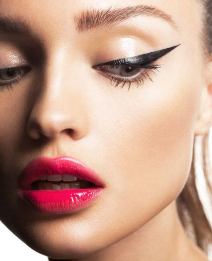 Silk Plant<br><span style="color:#800933;">  Lashes<span>