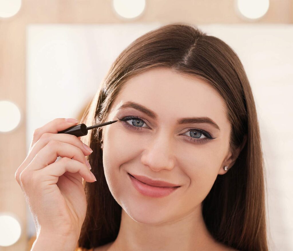 How To Properly Apply Remove Magnetic Eyeliner Most Advanced how-to-apply-magnetic-eyeliner-eyelashes-youtube